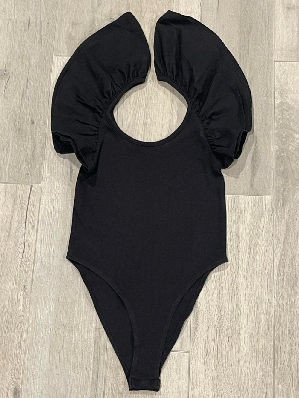 ZARA Black Ruffle Puff Sleeve Bodysuit – Size M